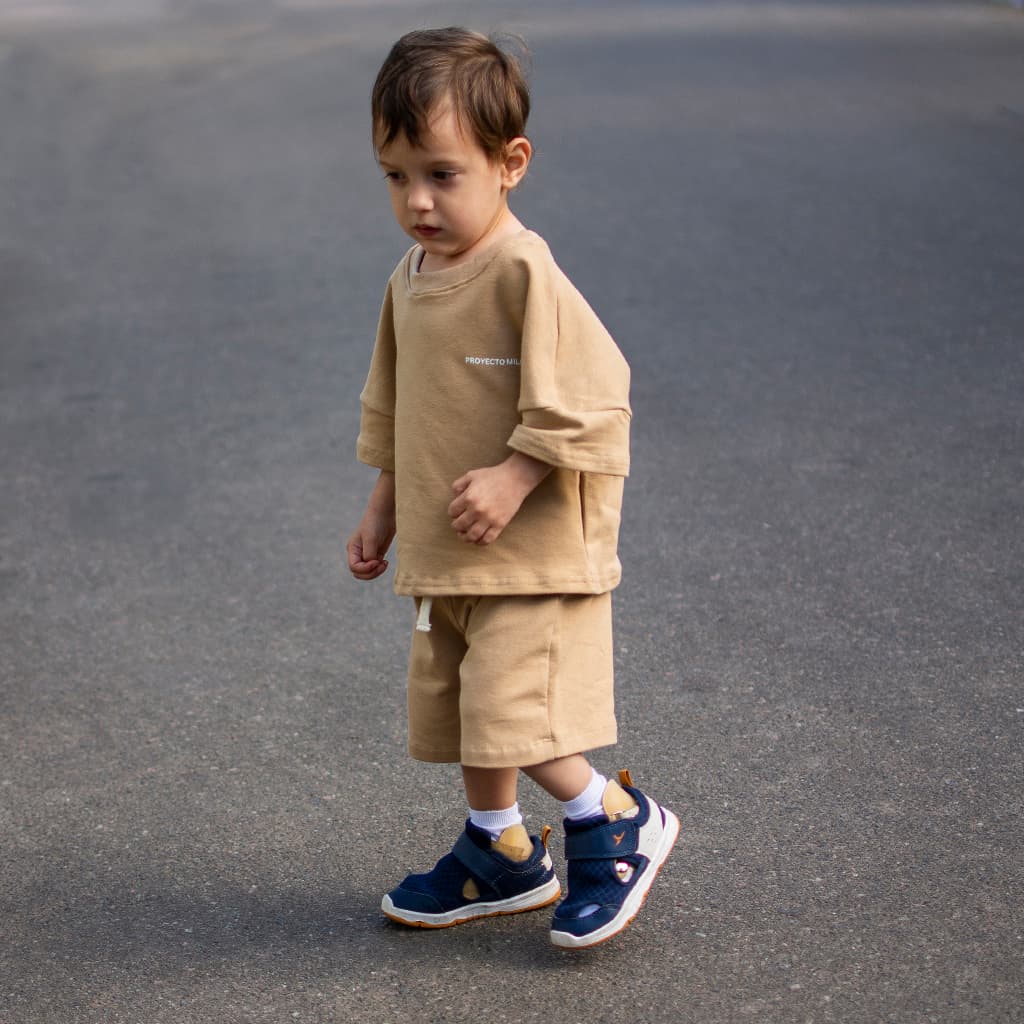 REMERA OVER GABY BEIGE