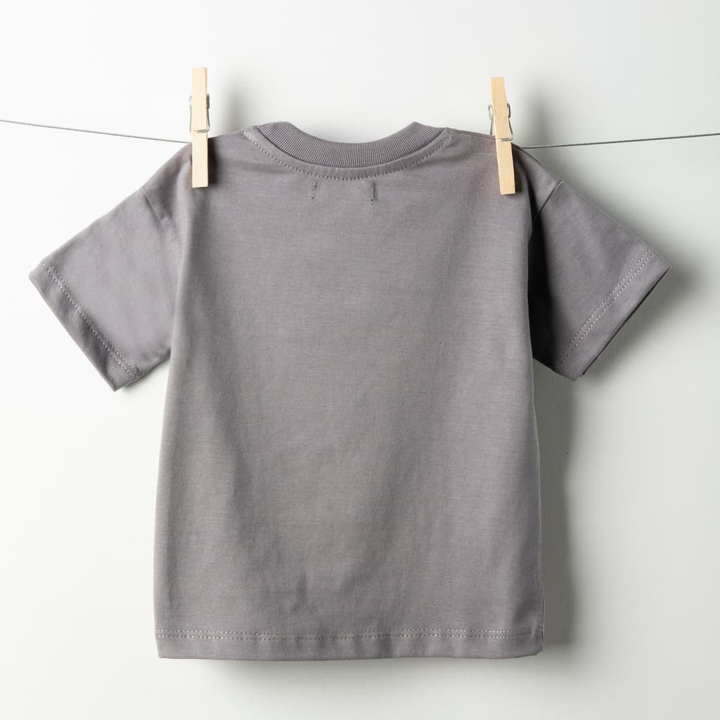 REMERA OVERSIZE NACHA HUMO