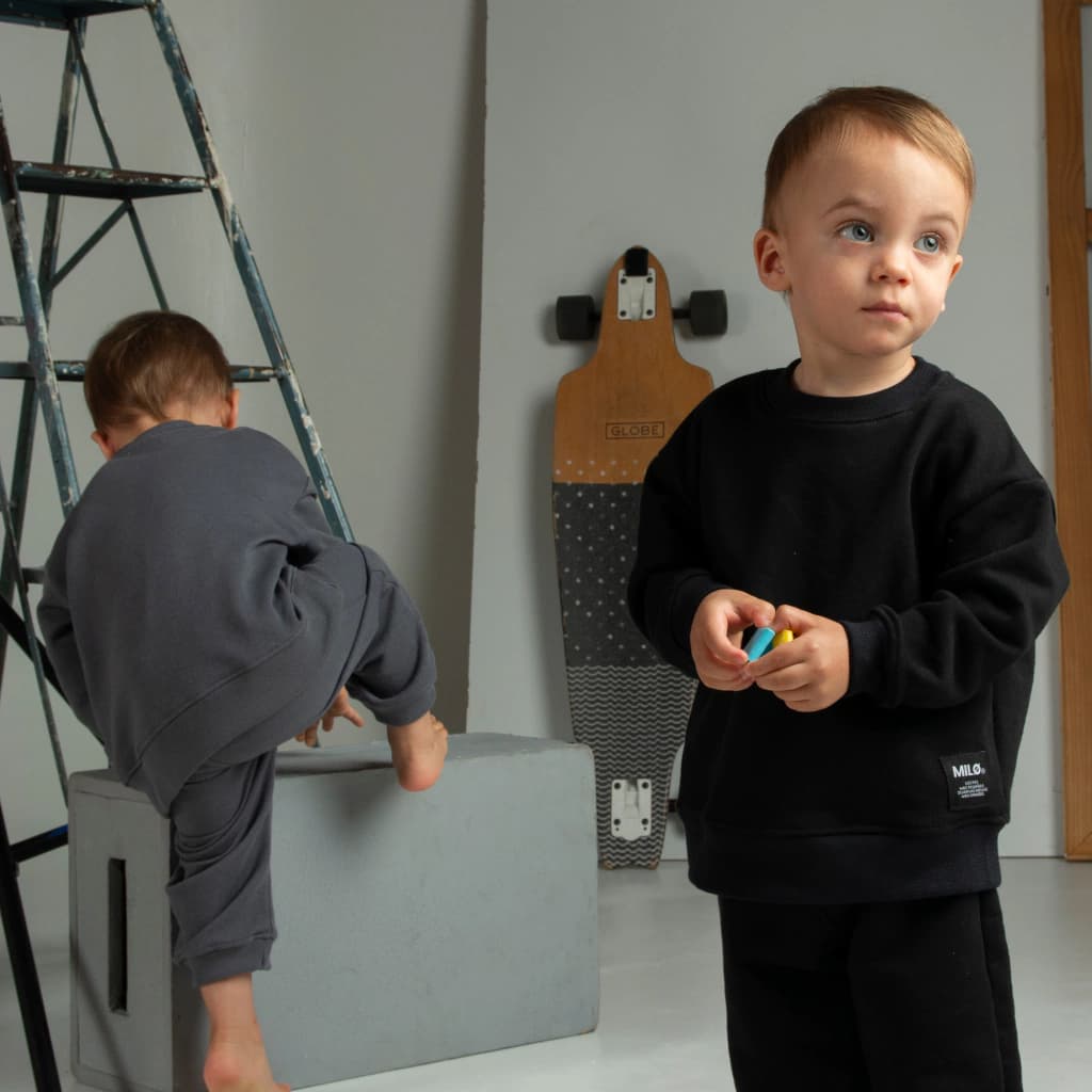 BUZO OVERSIZE OLI NEGRO (RUSTICO)